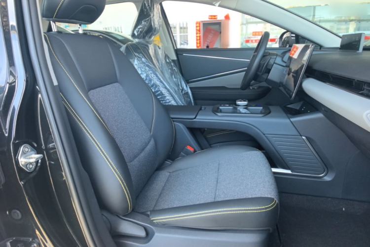 Used Toyota bZ5 2025 Model 550 JOY Right Front Seat