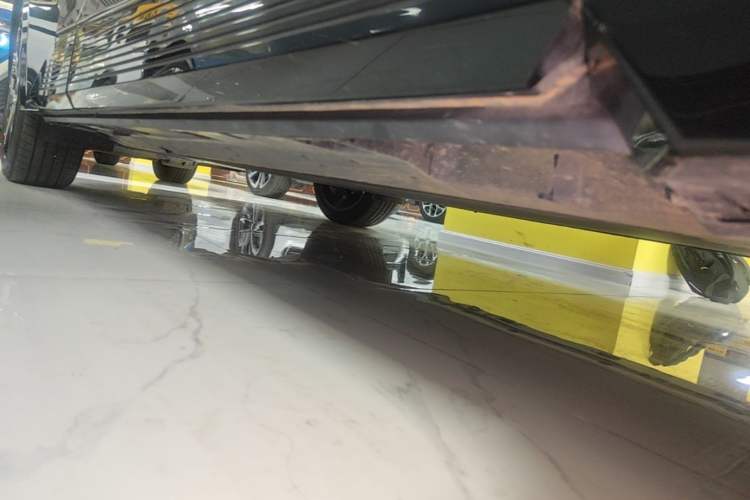 Used Toyota bZ5 2025 Model 550 PRO Smart Driving Edition Right Side Sill
