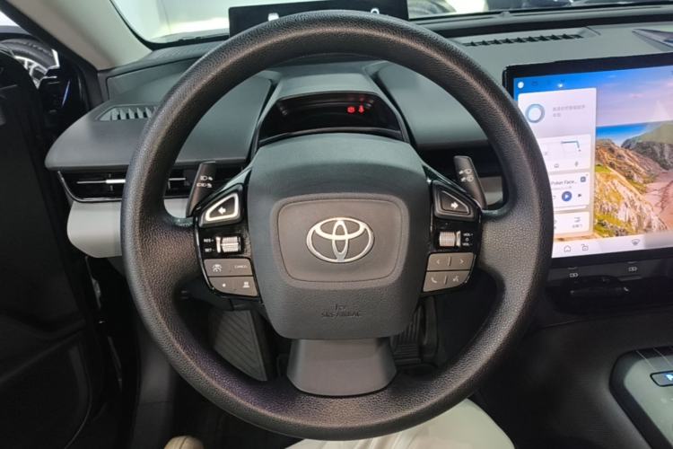 Used Toyota bZ5 2025 Model 550 JOY Steering Wheel