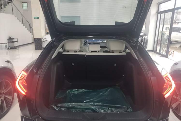 Used Toyota bZ5 2025 Model 550 PRO Smart Driving Edition Trunk