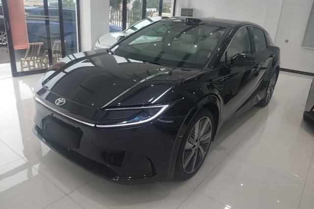 Used Toyota bZ5 2025 Model 550 PRO Smart Driving Edition