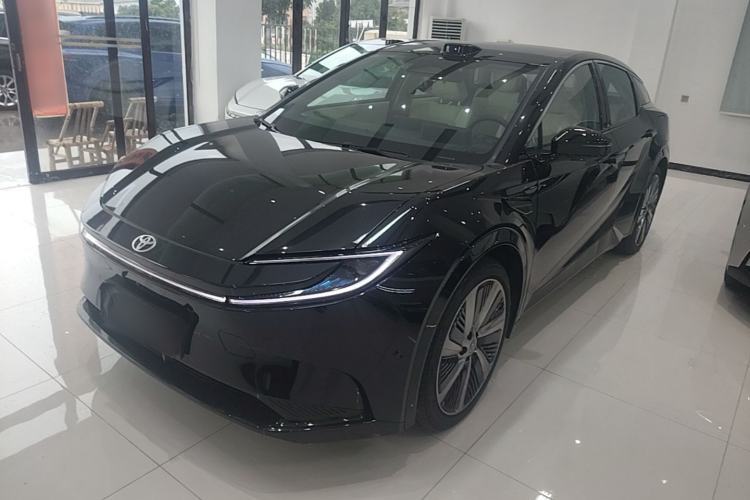 Used Toyota bZ5 2025 Model 550 PRO Smart Driving Edition Guazi used car, China used car export, Used car for sale, Used cars, Cheapest cars for sale