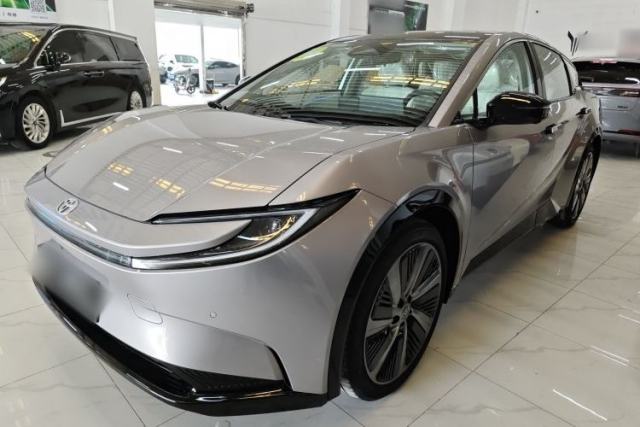 Used Toyota bZ5 2025 Model 550 PRO
