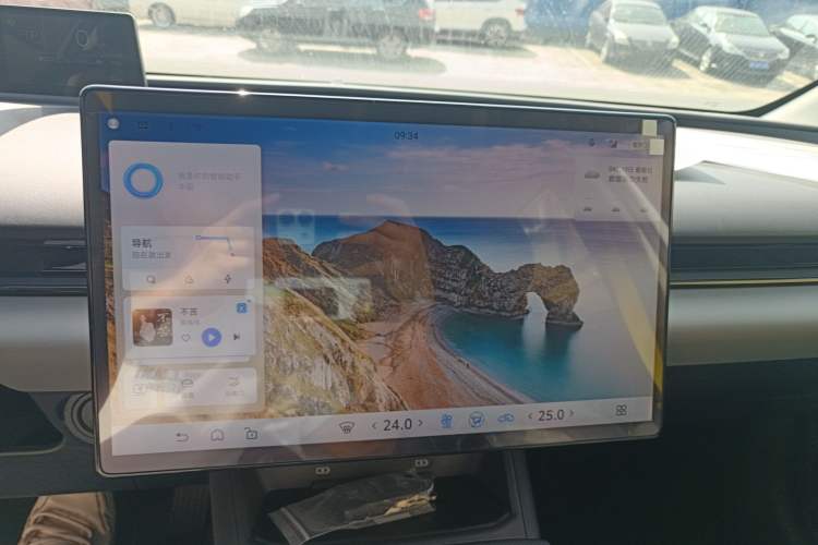Used Toyota bZ5 2025 Model 550 JOY Audio And AC Panel