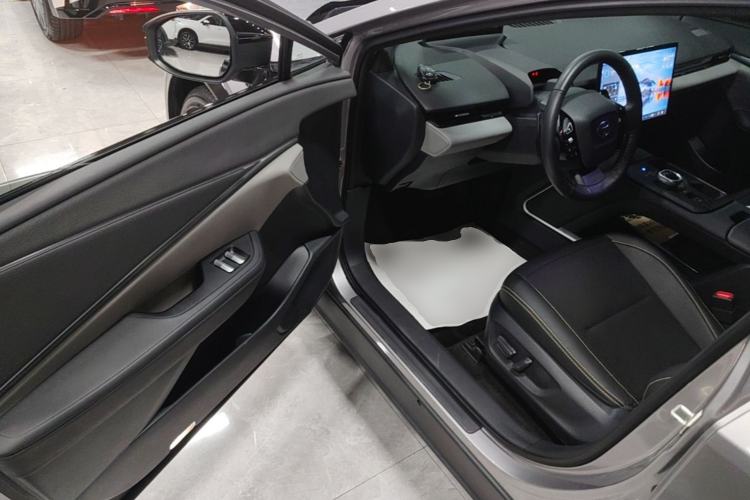 Used Toyota bZ5 2025 Model 550 PRO Smart Driving Edition Driver Seat