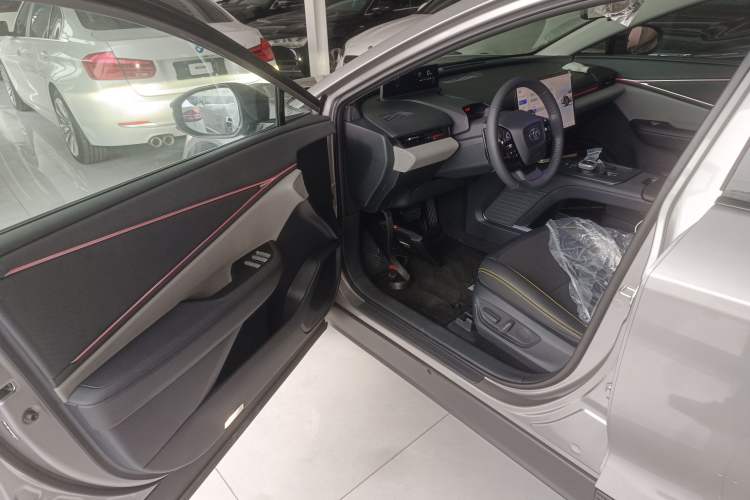 Used Toyota bZ5 2025 Model 630 PRO Smart Driving Edition Driver Seat