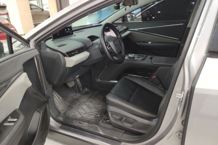 Used Toyota bZ5 2025 Model 550 JOY Driver Seat