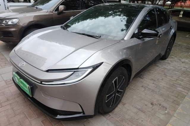 Used Toyota bZ5 2025 Model 550 JOY