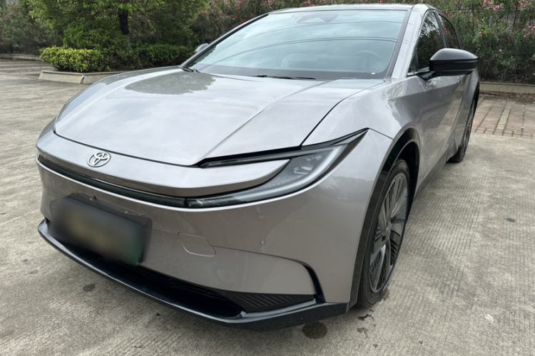 Used Toyota bZ5 2025 Model 550 PRO Exterior 13
