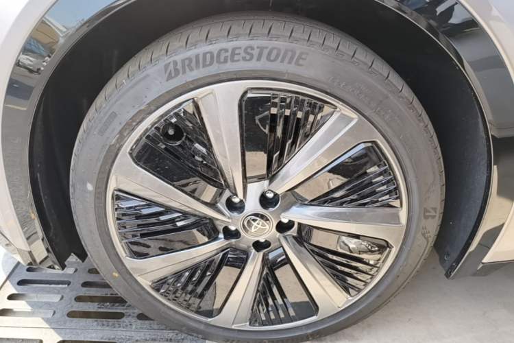 Used Toyota bZ5 2025 Model 550 PRO Exterior 4