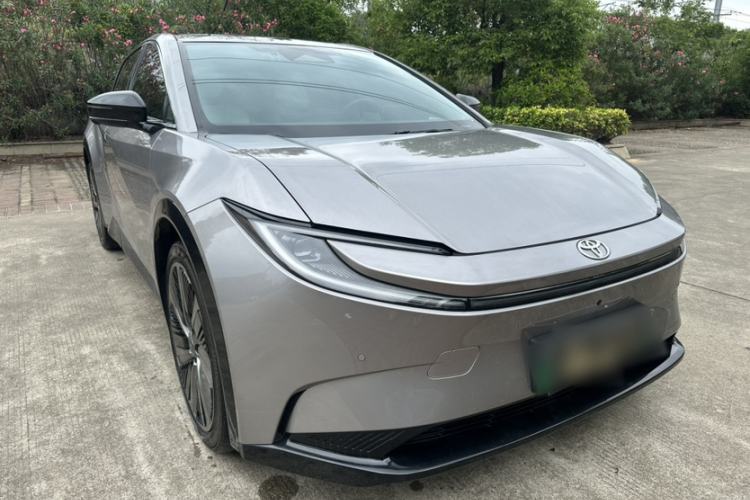 Used Toyota bZ5 2025 Model 550 PRO Exterior 9