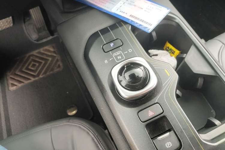 Used Toyota bZ5 2025 Model 550 JOY Gear Lever