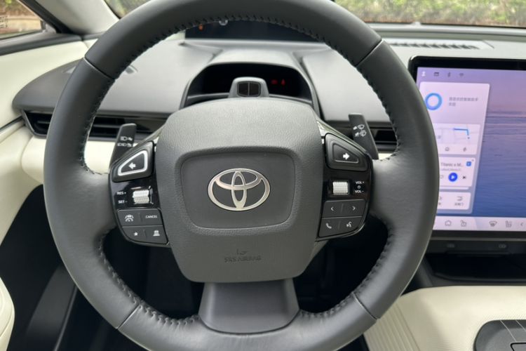 Used Toyota bZ5 2025 Model 550 PRO Interior 15