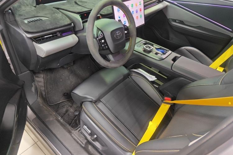 Used Toyota bZ5 2025 Model 550 PRO Smart Driving Edition Left Front Seat