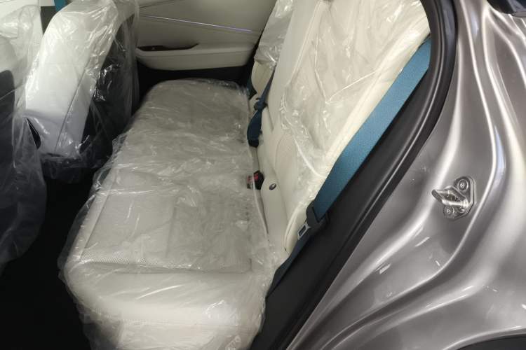 Used Toyota bZ5 2025 Model 550 PRO Smart Driving Edition Left Rear Seat