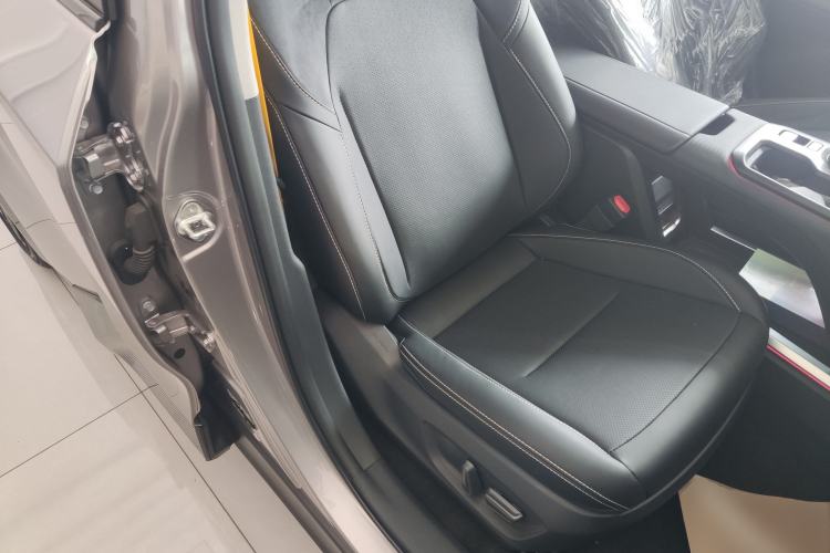 Used Toyota bZ5 2025 Model 630 MAX Smart Driving Edition Right Front Seat
