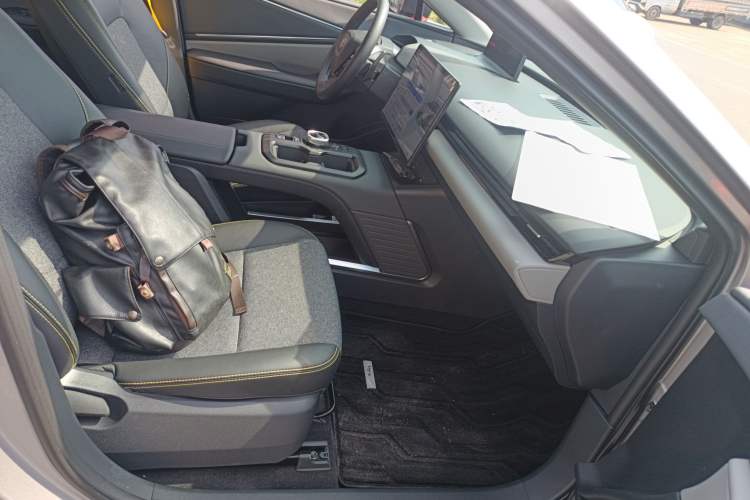 Used Toyota bZ5 2025 Model 550 JOY Right Front Seat