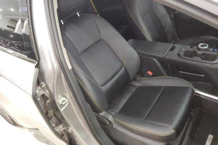 Used Toyota bZ5 2025 Model 550 JOY Right Front Seat