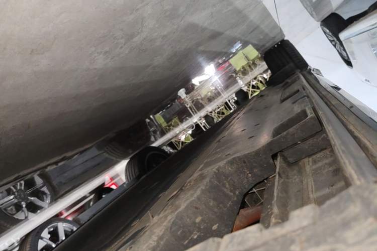 Used Toyota bZ5 2025 Model 550 PRO Smart Driving Edition Right Side Sill