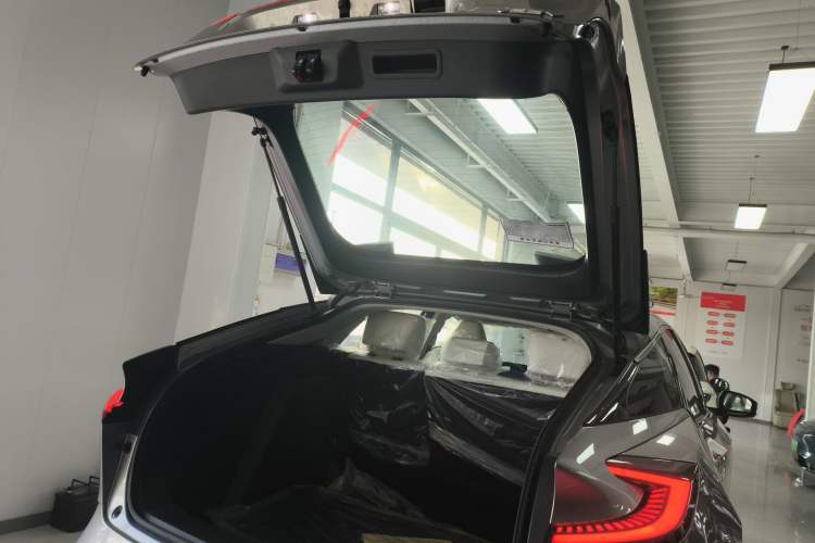 Used Toyota bZ5 2025 Model 550 PRO Smart Driving Edition Trunk