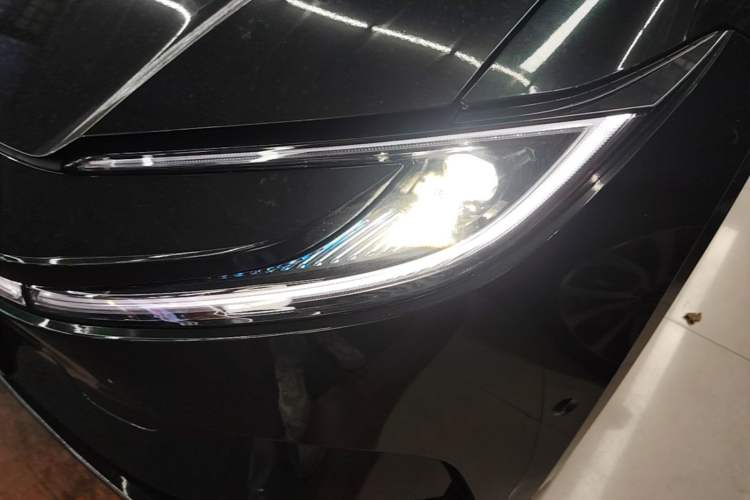 Used Toyota bZ5 2025 Model 550 PRO Smart Driving Edition Left Front Headlight