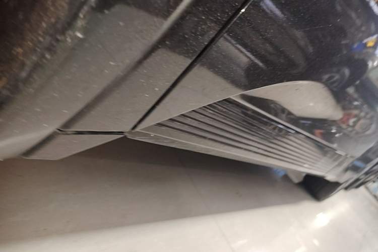 Used Toyota bZ5 2025 Model 550 PRO Smart Driving Edition Left Side Sill