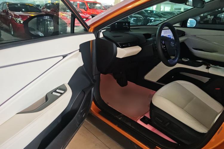 Used Toyota bZ5 2025 Model 550 PRO Smart Driving Edition Driver Seat