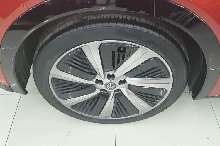 Used Toyota bZ5 2025 Model 550 PRO Smart Driving Edition Exterior 2