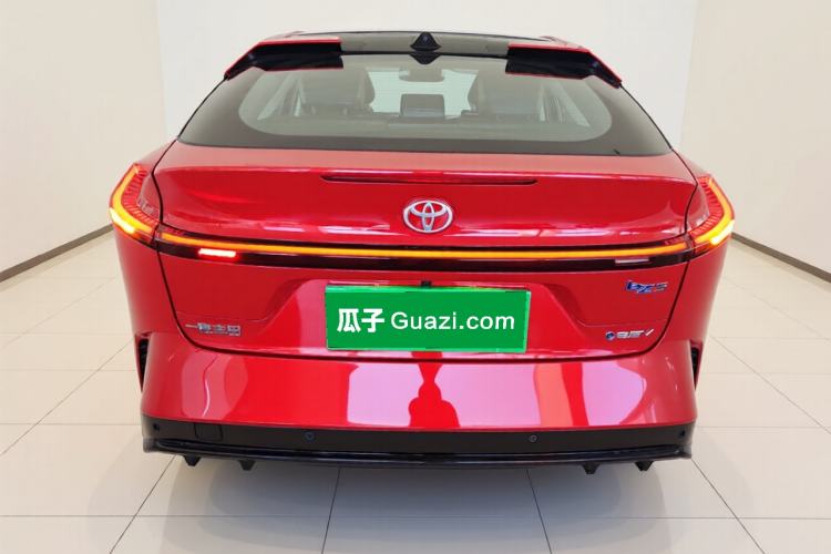 Used Toyota bZ5 2025 Model 550 PRO Smart Driving Edition Exterior 4