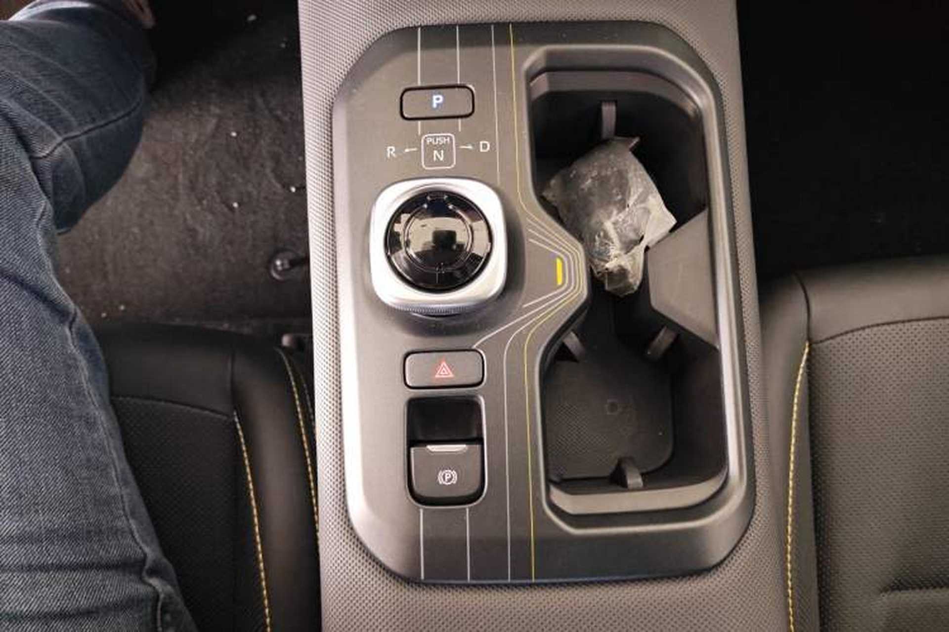 Used Toyota bZ5 2025 Model 550 PRO Smart Driving Edition Gear Lever