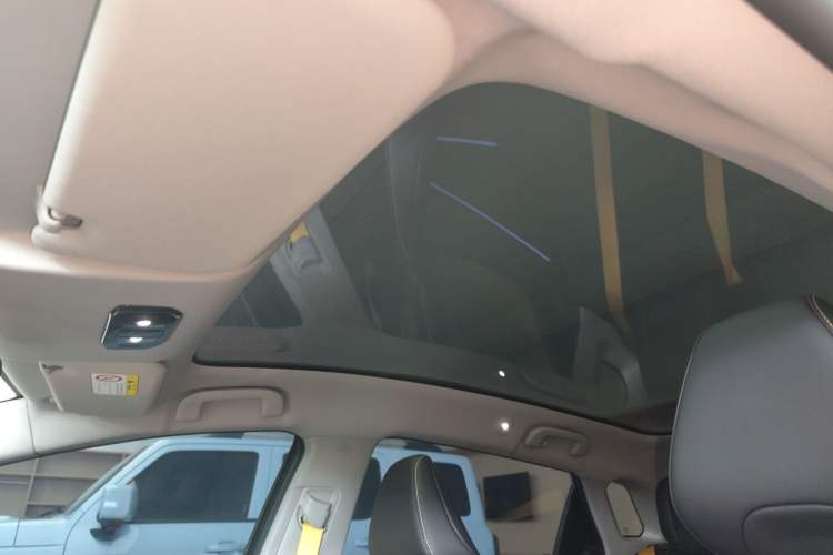 Used Toyota bZ5 2025 Model 550 PRO Smart Driving Edition Headliner