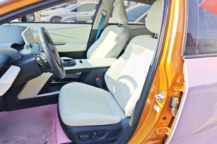 Used Toyota bZ5 2025 Model 550 PRO Smart Driving Edition Left Front Seat