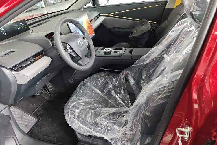 Used Toyota bZ5 2025 Model 550 PRO Left Front Seat
