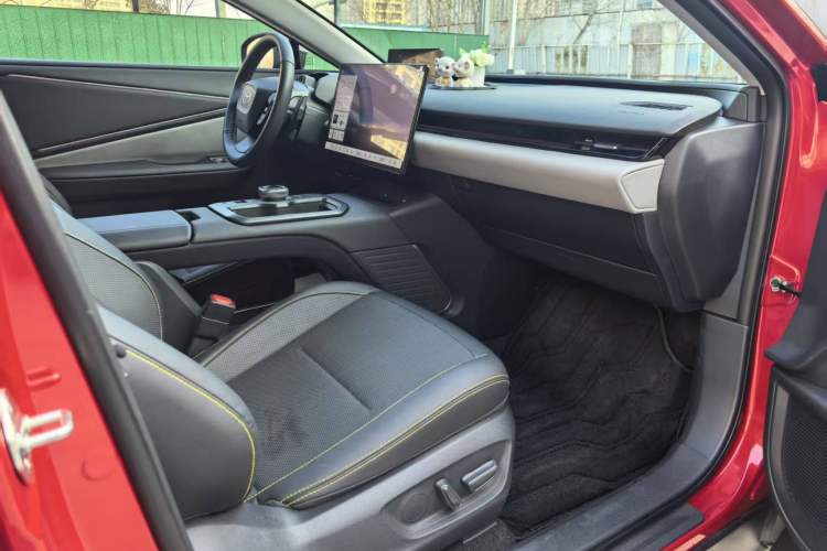 Used Toyota bZ5 2025 Model 550 PRO Smart Driving Edition Right Front Seat