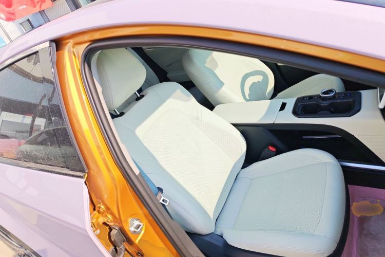 Used Toyota bZ5 2025 Model 550 PRO Smart Driving Edition Right Front Seat
