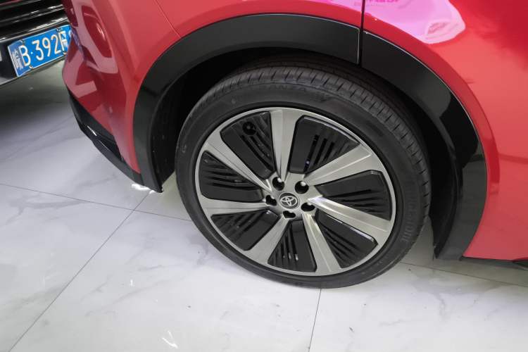 Used Toyota bZ5 2025 Model 550 PRO Smart Driving Edition Right Rear Wheel Hub