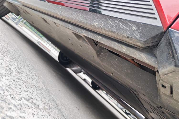 Used Toyota bZ5 2025 Model 550 PRO Smart Driving Edition Right Side Sill