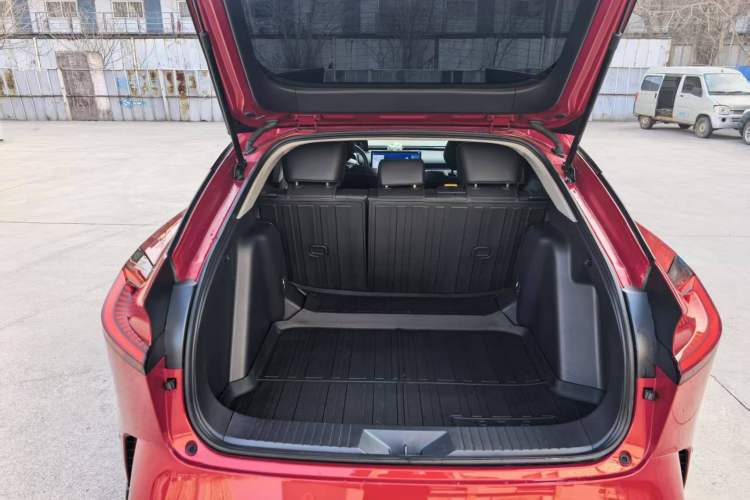 Used Toyota bZ5 2025 Model 550 PRO Smart Driving Edition Trunk