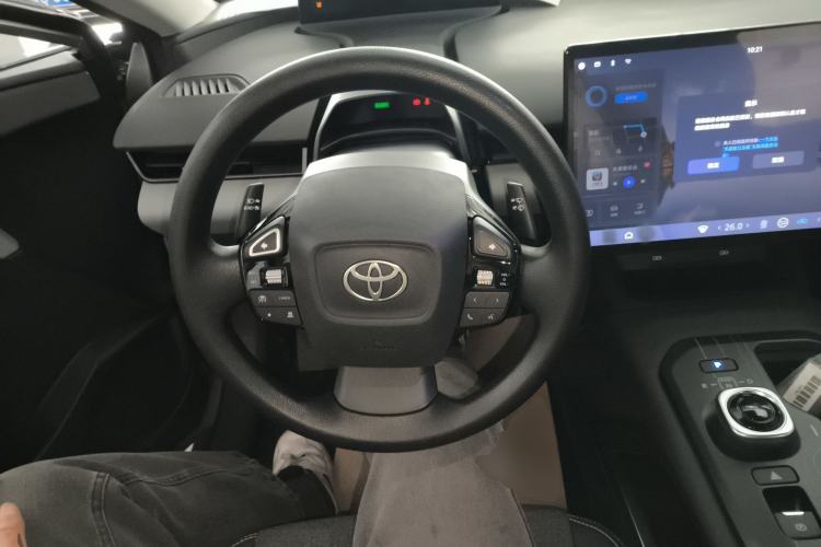 Used Toyota bZ5 2025 Model 550 JOY Center Console