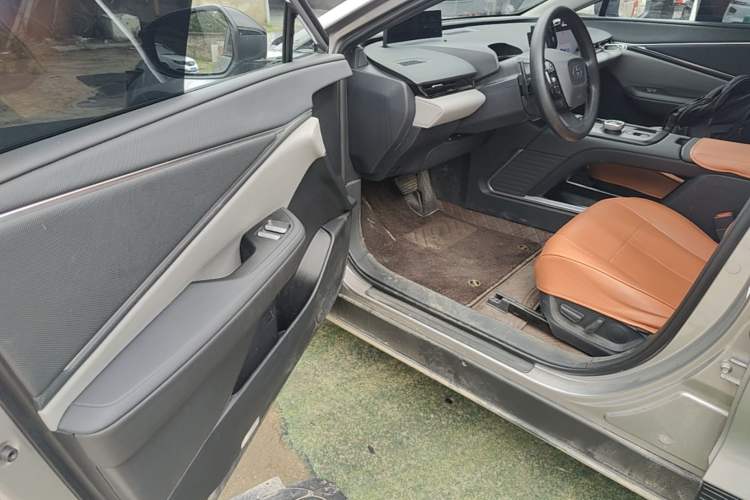 Used Toyota bZ5 2025 Model 550 JOY Driver Seat