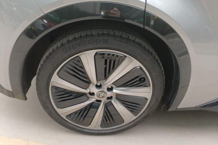 Used Toyota bZ5 2025 Model 550 PRO Exterior 8