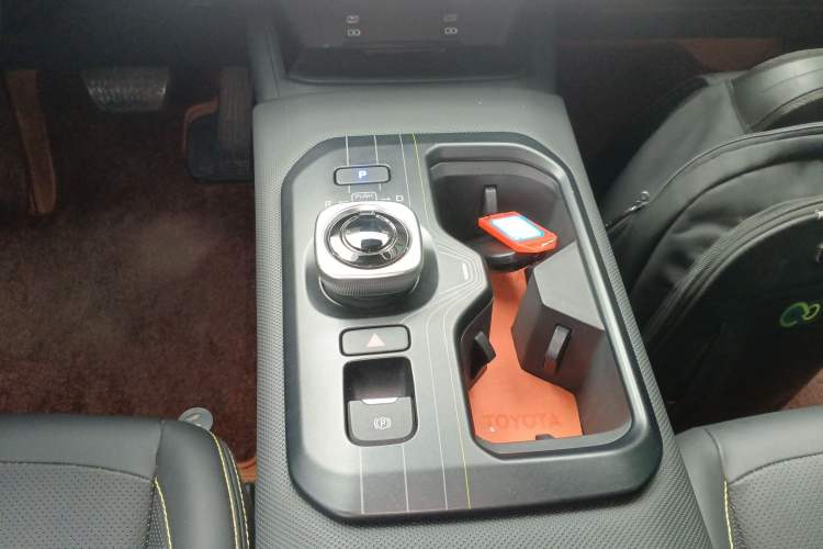 Used Toyota bZ5 2025 Model 550 PRO Gear Lever