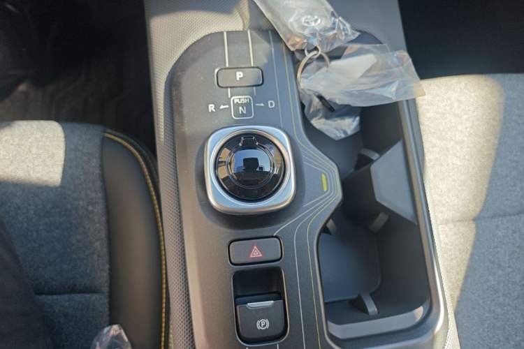 Used Toyota bZ5 2025 Model 550 JOY Gear Lever