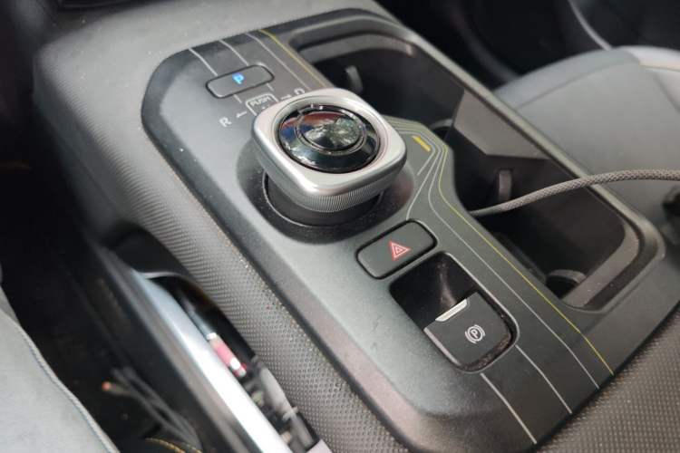 Used Toyota bZ5 2025 Model 550 PRO Gear Lever