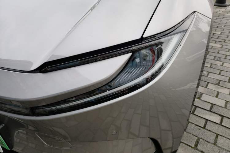 Used Toyota bZ5 2025 Model 550 PRO Left Front Headlight