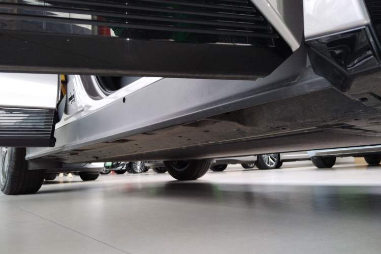 Used Toyota bZ5 2025 Model 550 JOY Right Side Sill