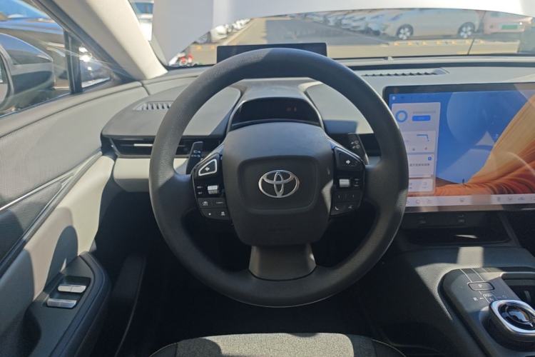 Used Toyota bZ5 2025 Model 550 JOY Steering Wheel