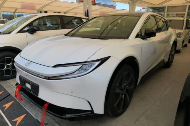 Used Toyota bZ5 2025 Model 550 PRO