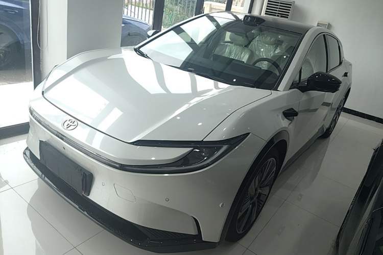 Used Toyota bZ5 2025 Model 550 PRO Smart Driving Edition Guazi used car, China used car export, Used car for sale, Used cars, Cheapest cars for sale