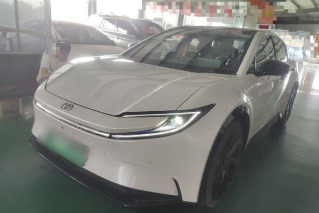 Used Toyota bZ5 2025 Model 550 PRO